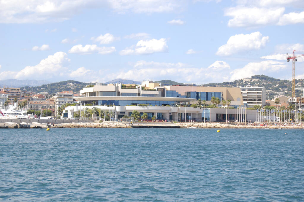 Le Palais des Festivals et des Congrès de Cannes, qui organise le Festival international des jeux.